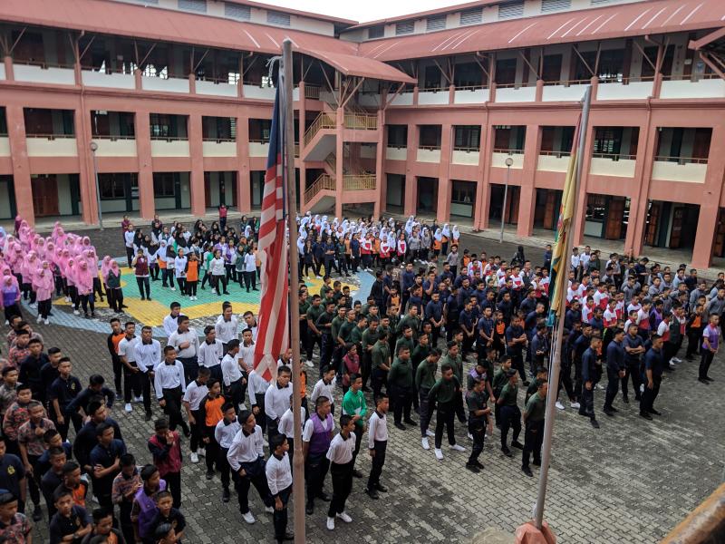 At morning assembly each day, students sing national, state and school anthems before school-wide announcements. Normally, students wear school uniforms, but once a week they wear the uniform of the club to which they belong.